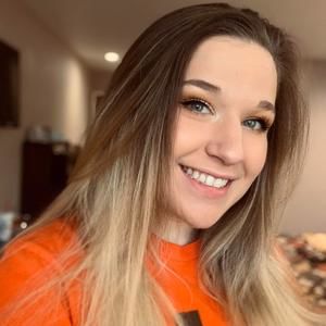 Meet your Posher, Calli